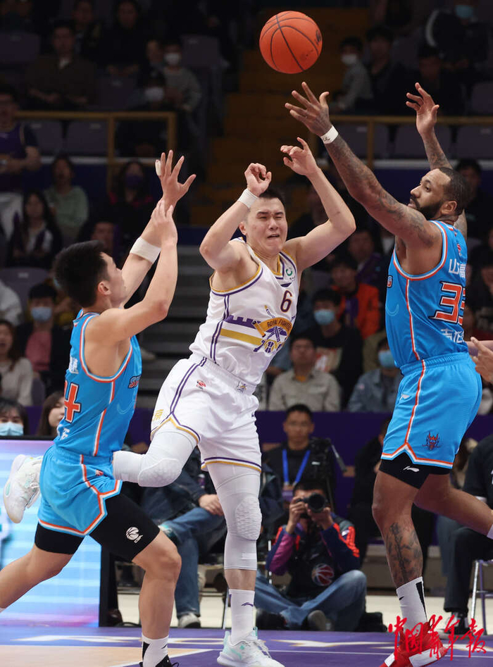 关于山东男篮清晨门线救险，志在CBA季后赛名次提升，话题不断，赛季目标并未改变的信息-ayx